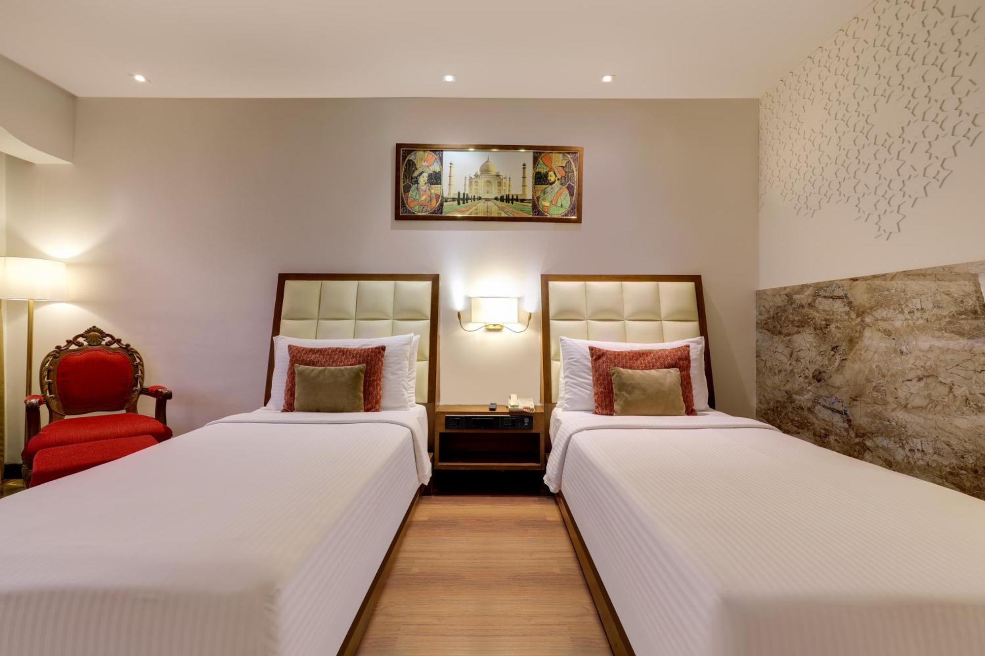 Saura Hotel, Agra - A Club Mahindra Associate Exterior foto