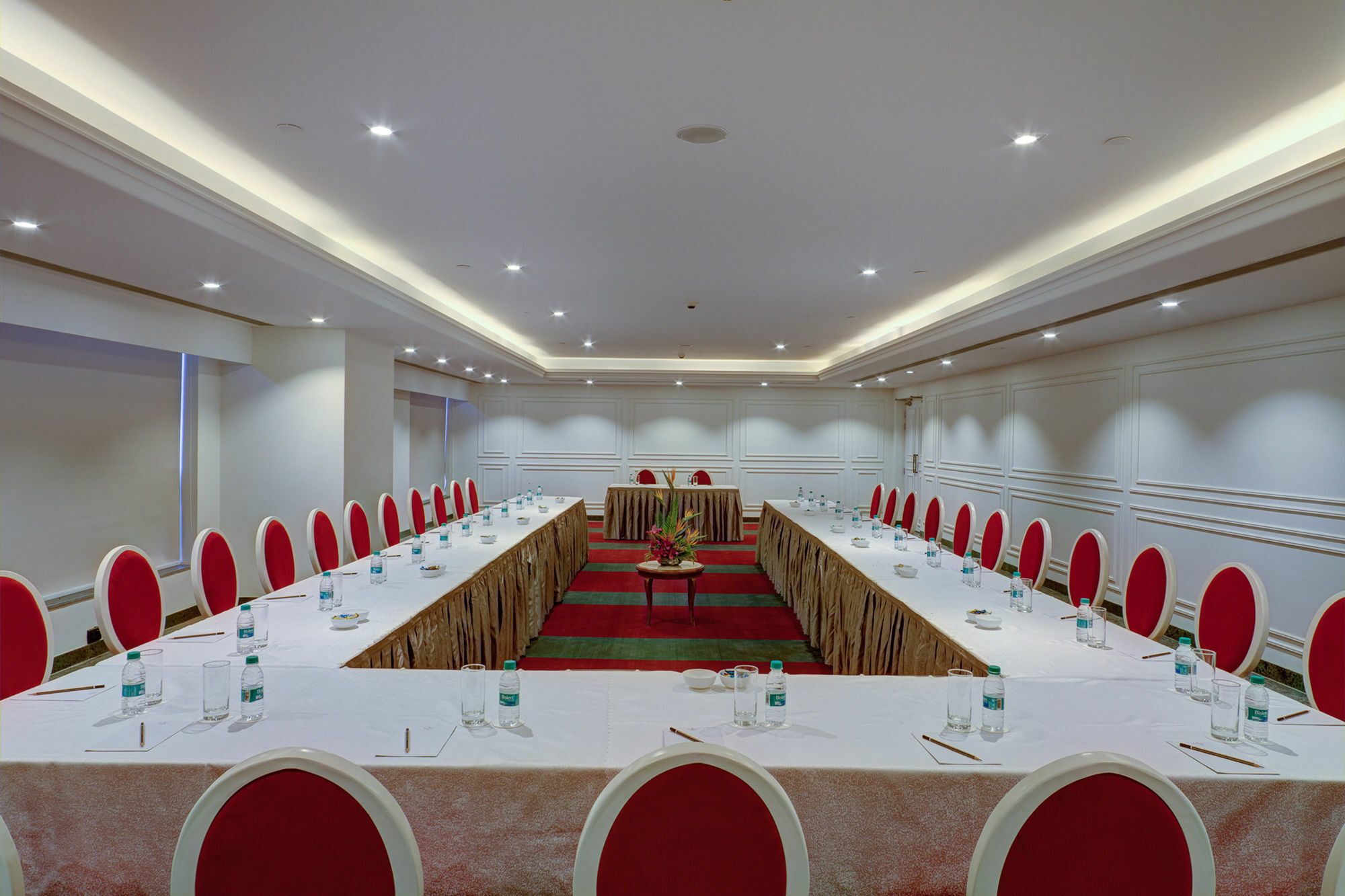 Saura Hotel, Agra - A Club Mahindra Associate Exterior foto